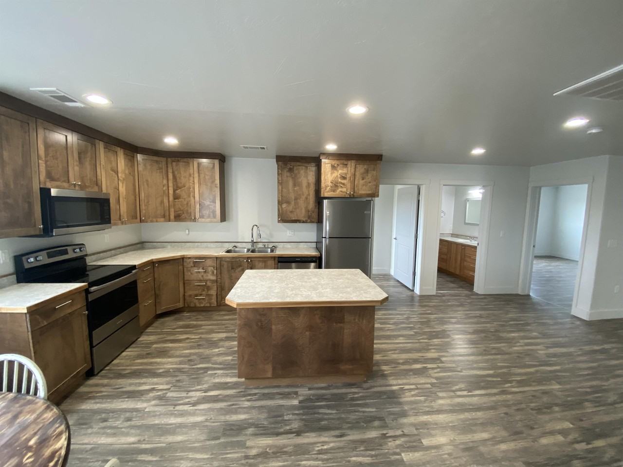 705 N Highway 191 - DUnit D #D - Photo 2 of 17