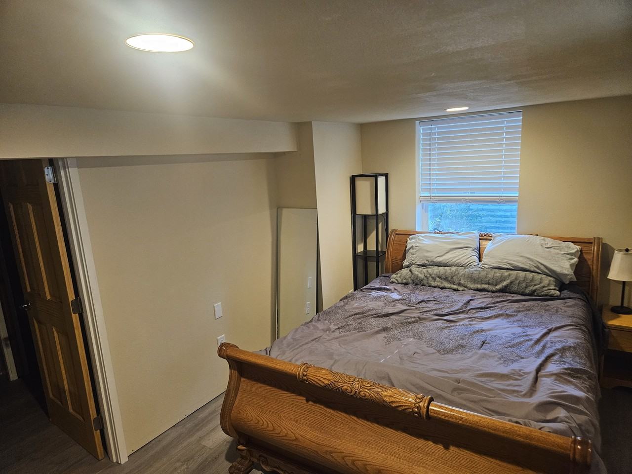 413 Nw 27th St #B100 - Photo 5 of 9