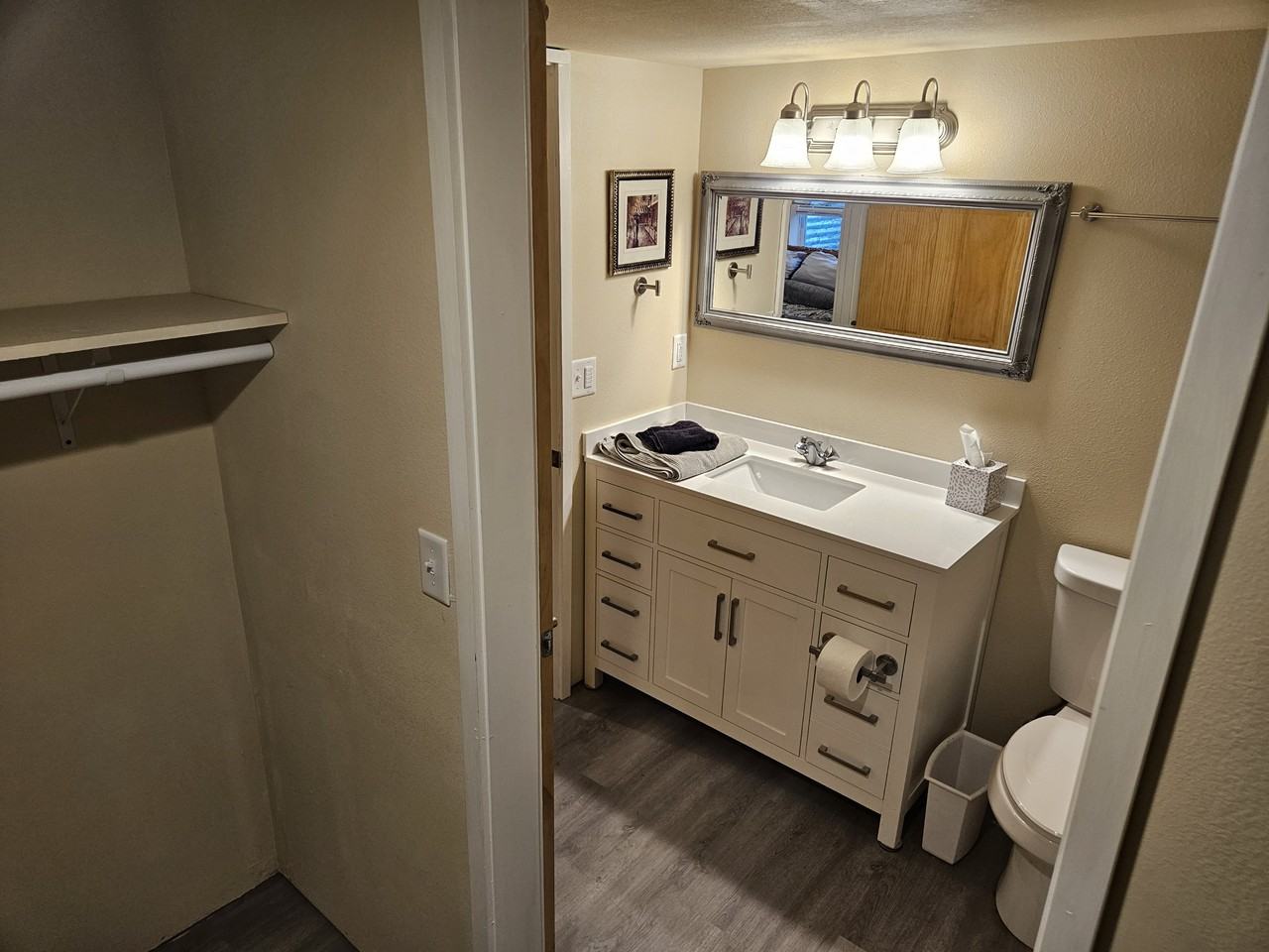 413 Nw 27th St #B100 - Photo 7 of 9