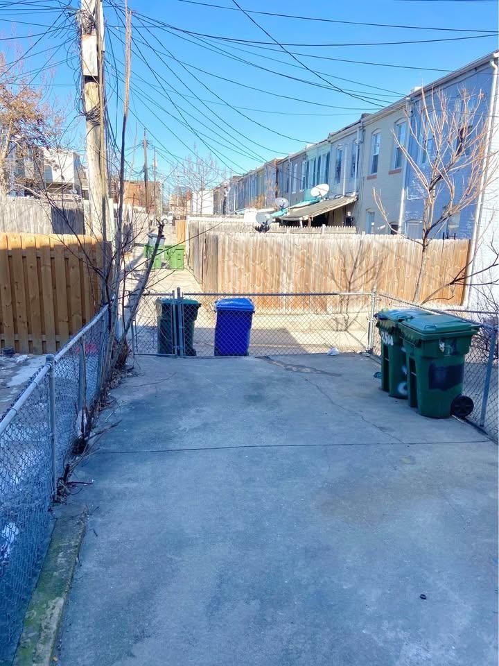 2512 E Fayette St - Photo 5 of 14