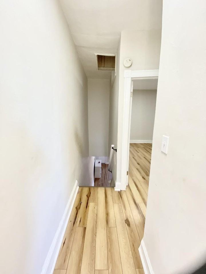 514 N Decker Ave - Photo 7 of 12