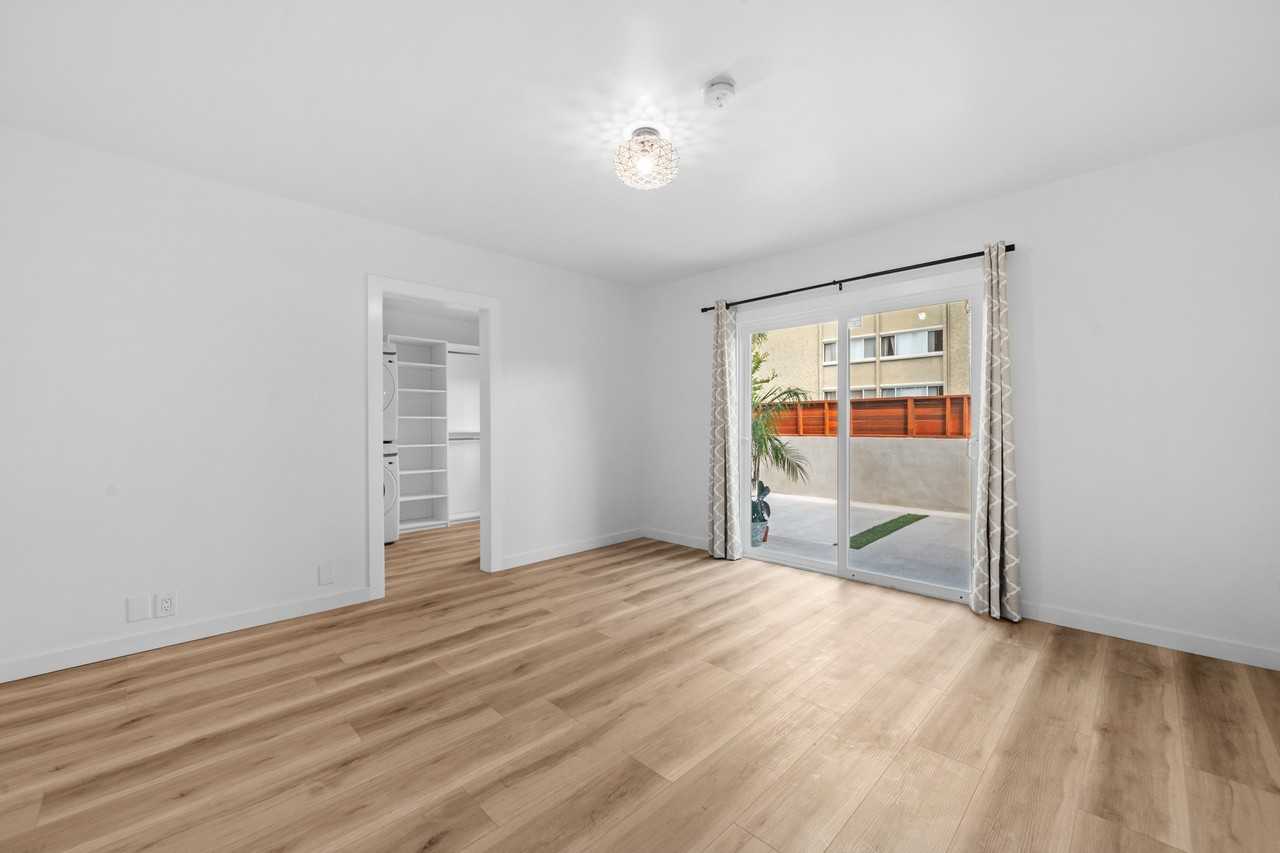 422 Broadway St #422 - Photo 7 of 16