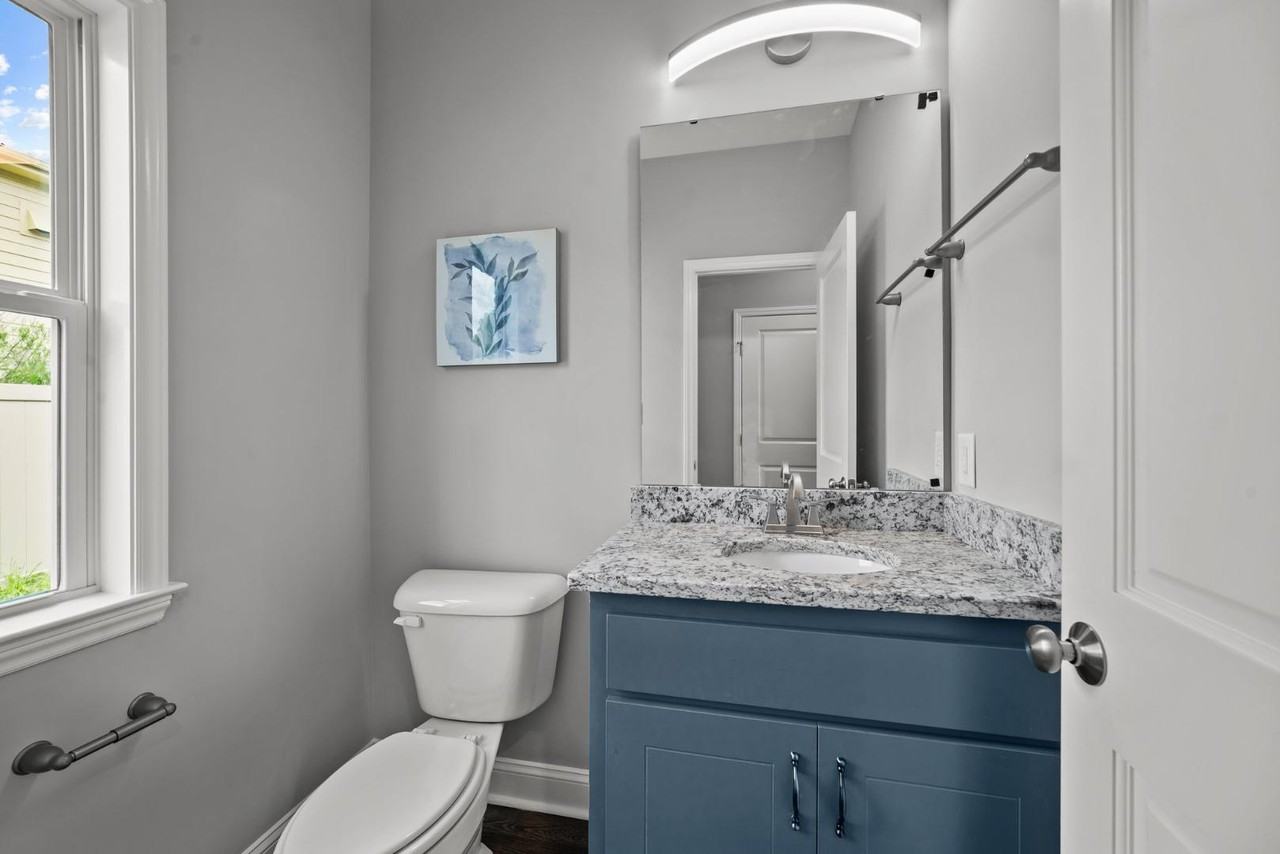 510 Watauga Ave - Photo 6 of 10
