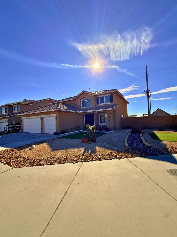 14115 Desert Rose St - Photo 5 of 20