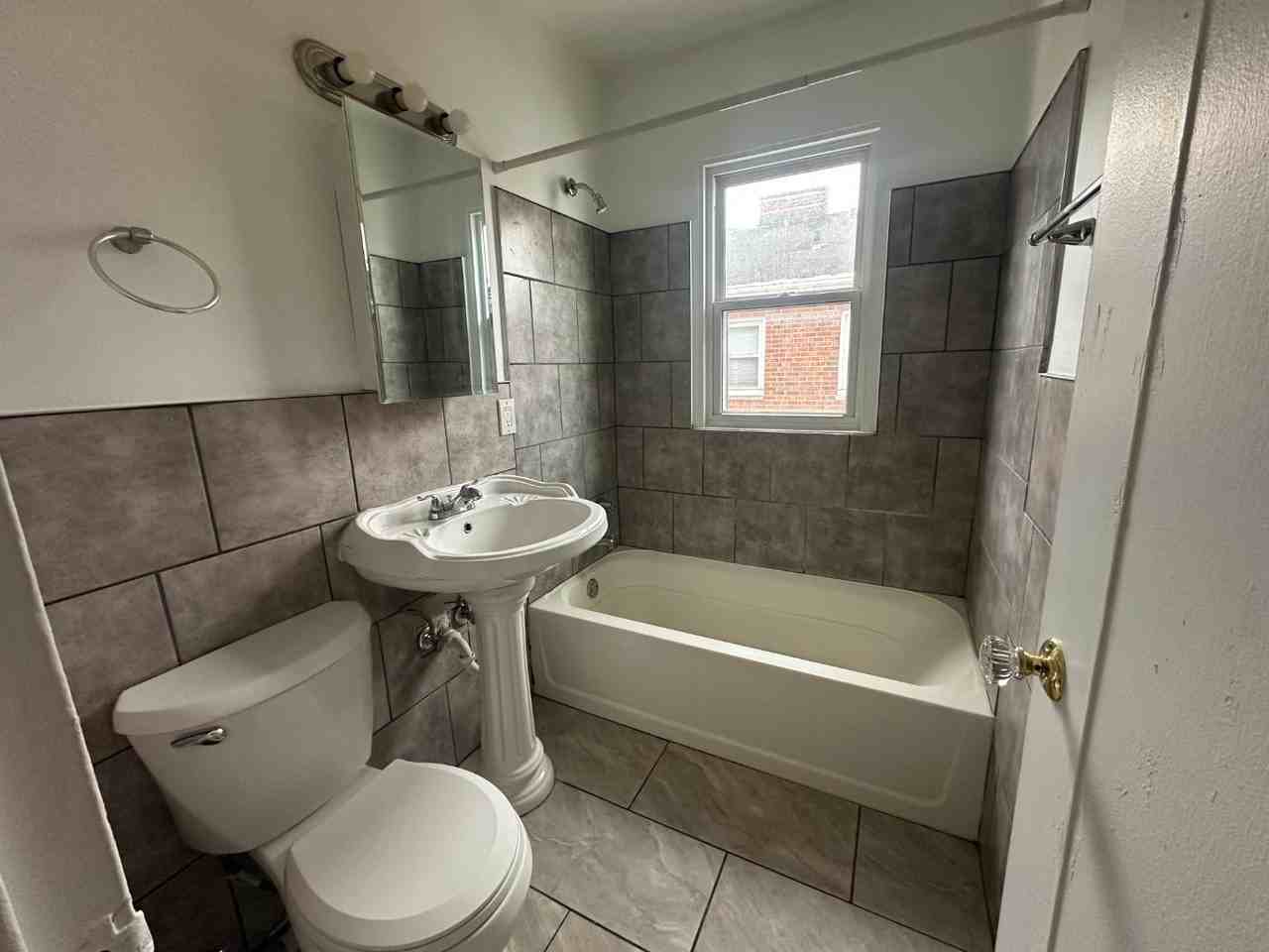 3046 Moreland LLC - Photo 7 of 12