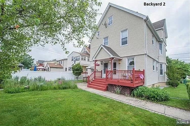 211 Union Ave #2 - Photo 3 of 27