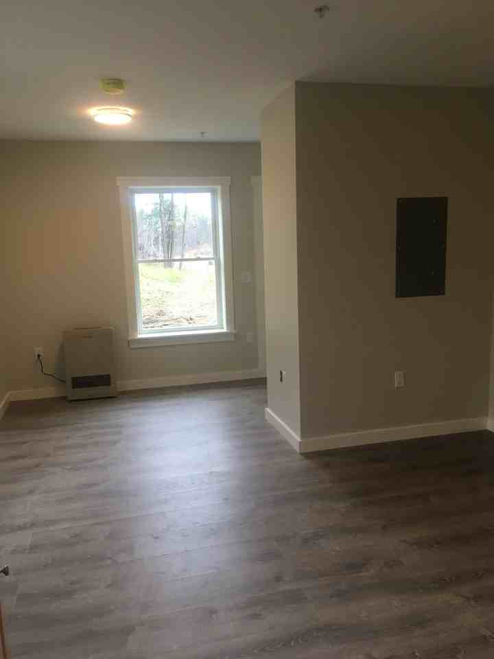 93 Riverview #24 - Photo 3 of 8