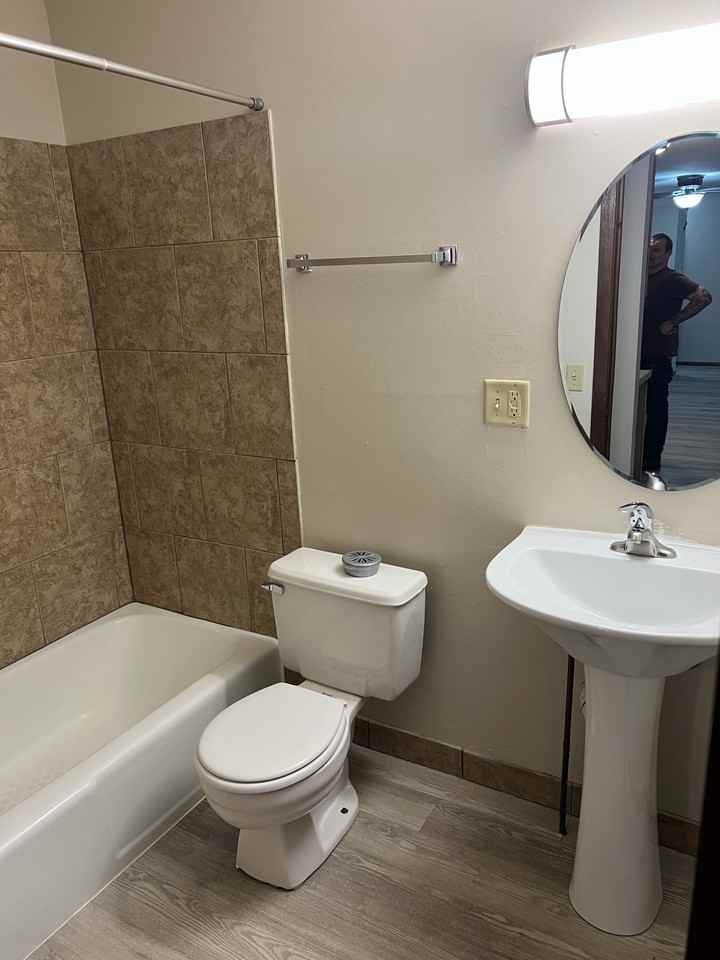 2010 W Broadway-216 #216 - Photo 4 of 5