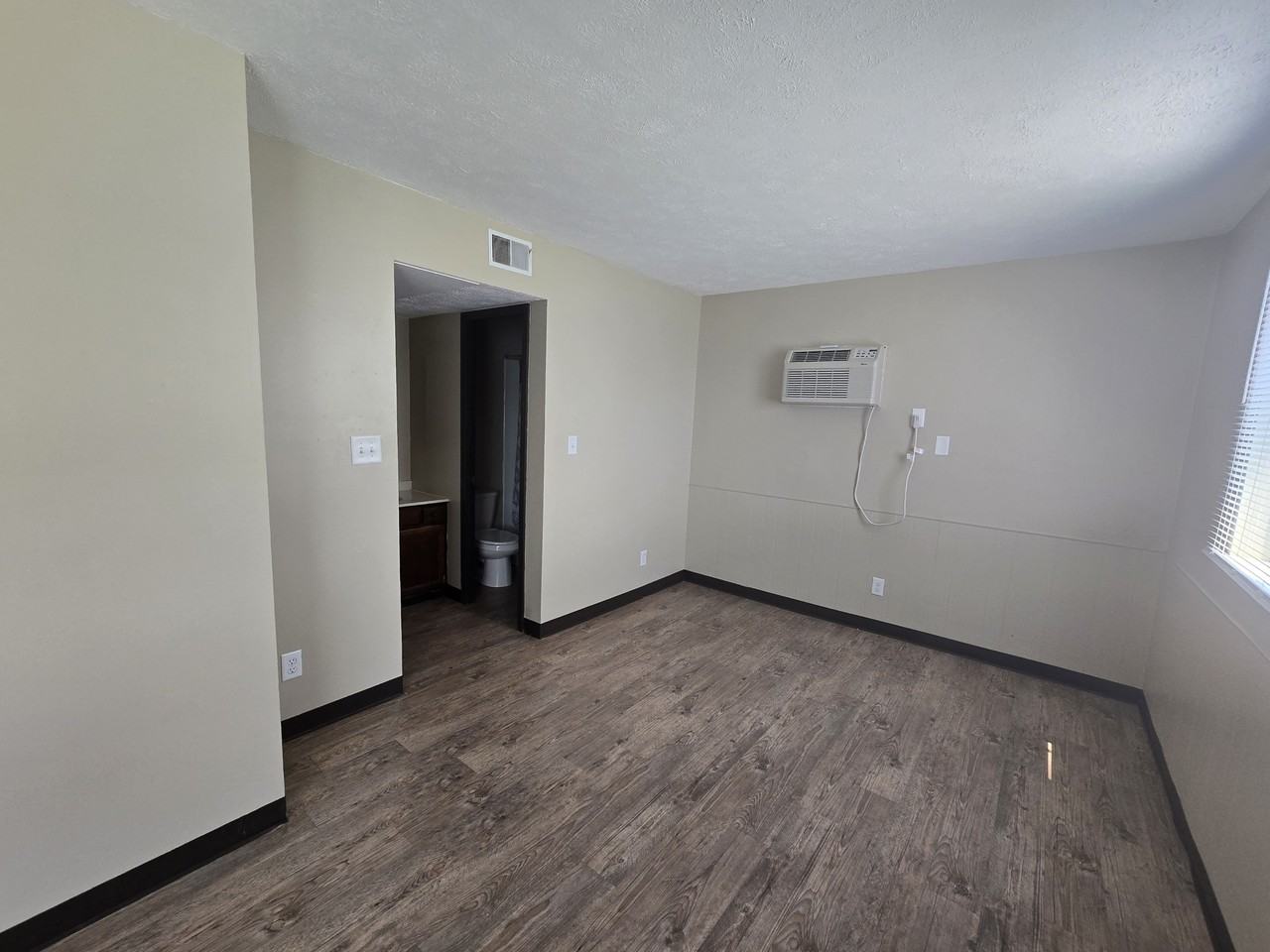 990 Grand Ave #1 - Photo 6 of 14