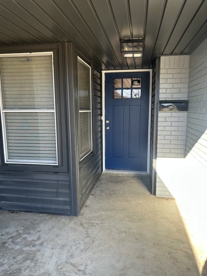 1125 Nw 105th St #1 - Photo 2 of 30