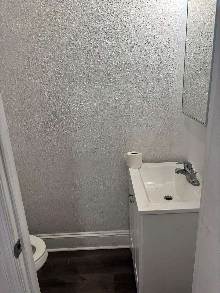 1673 Cliftview Ave #1 - Photo 4 of 11