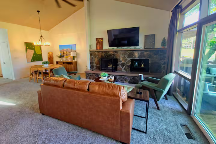 2747 N Fairview Dr #1 - Photo 7 of 35