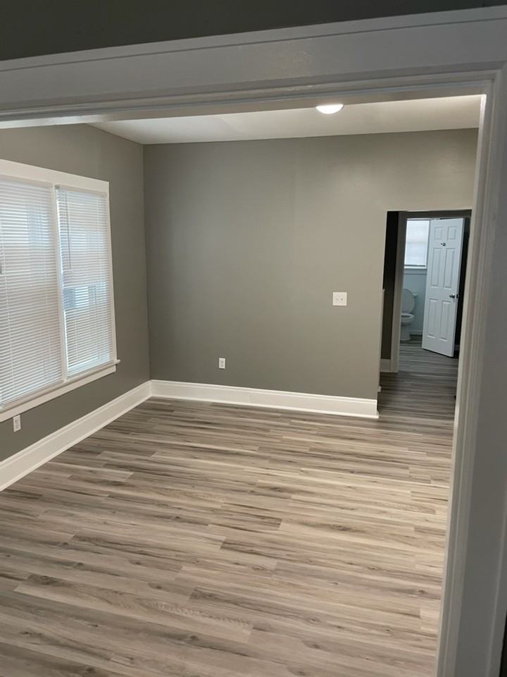 779 Seymour Ave #1 - Photo 4 of 10