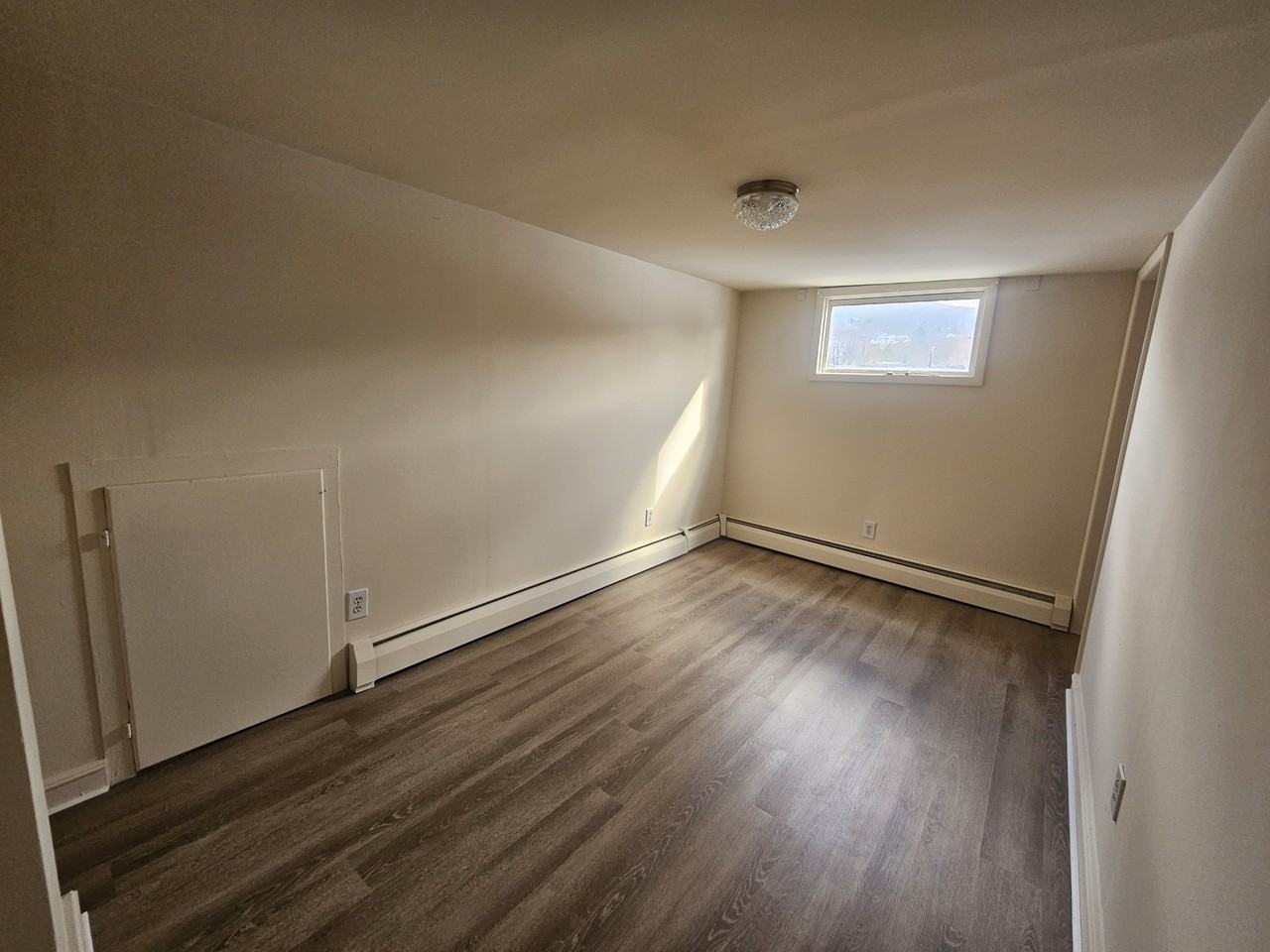 168A S Main St #2 - Photo 5 of 9