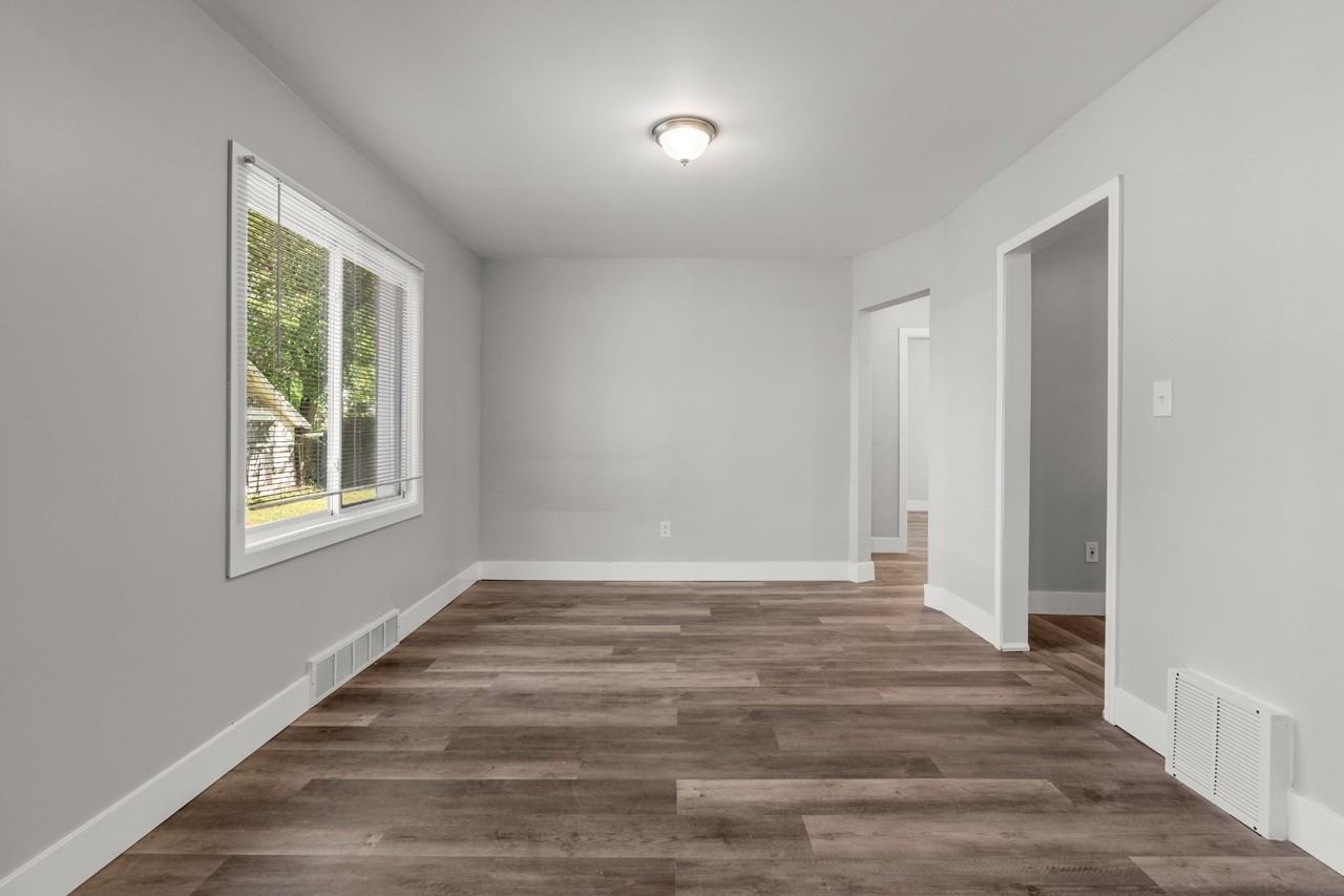 12666 Cloverlawn St #1 - Photo 4 of 17