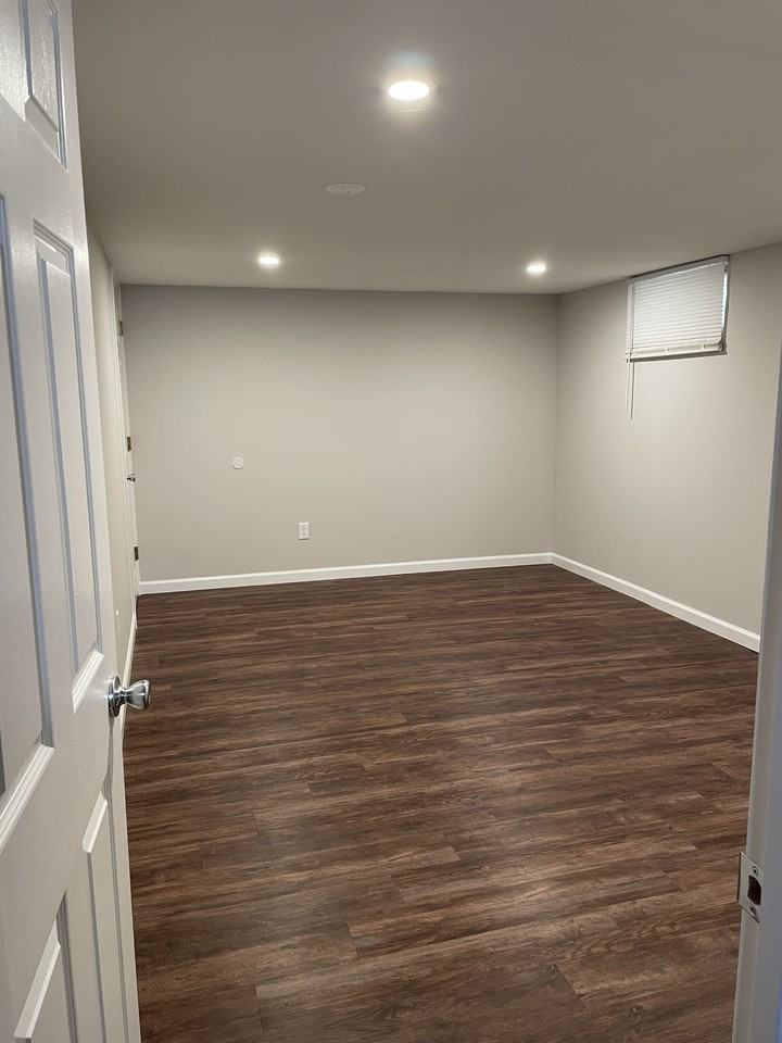 1203 Madison St #1 - Photo 2 of 12