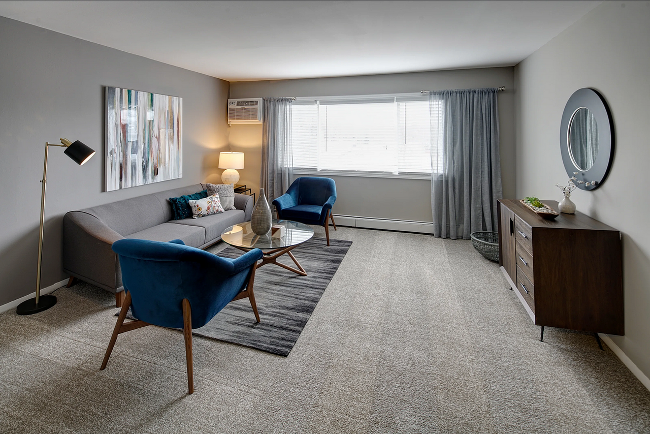 The Woodlands of Crest Hill - Photo 3 of 17