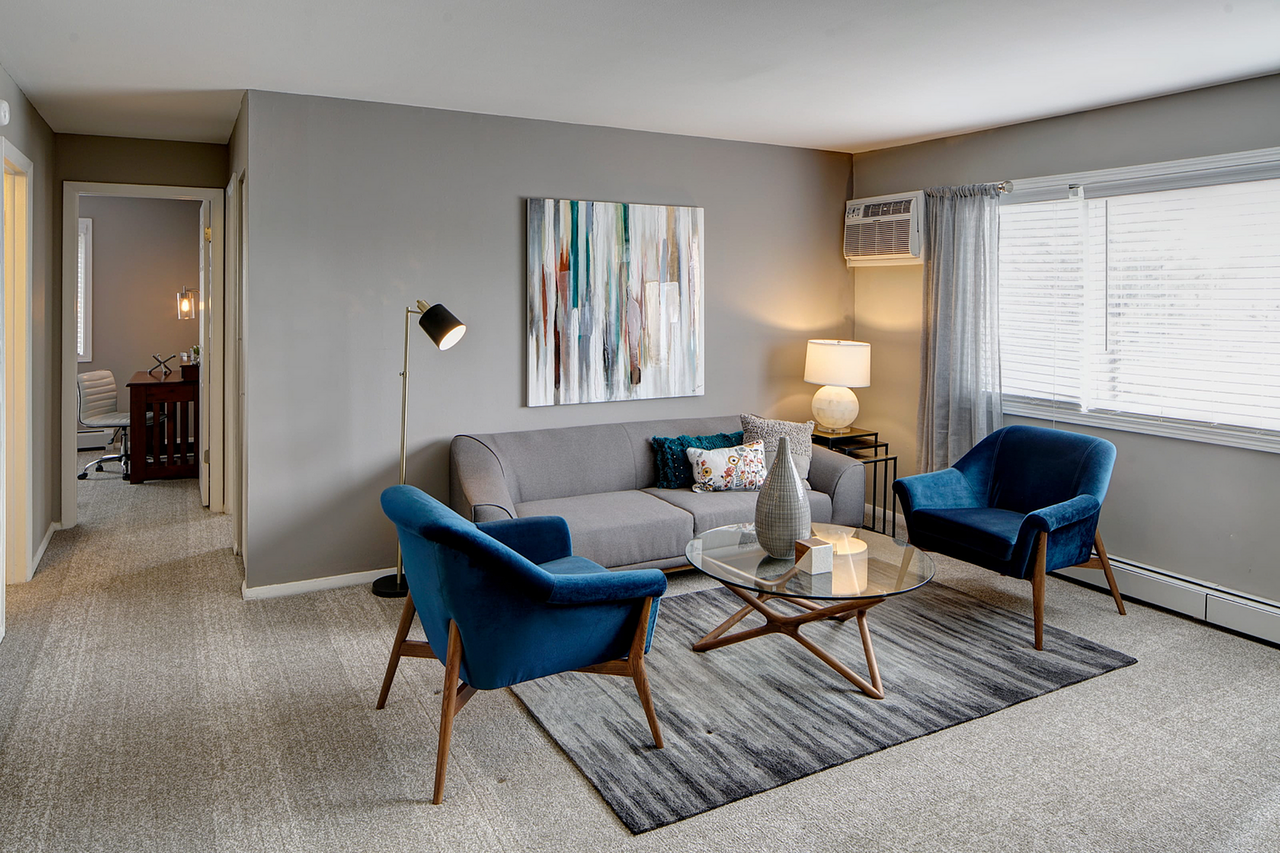 The Woodlands of Crest Hill - Photo 4 of 17