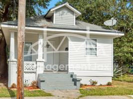 featured image of 1165 Hart St #1