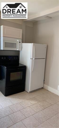 276 Confederation St #1 - Photo 3 of 9