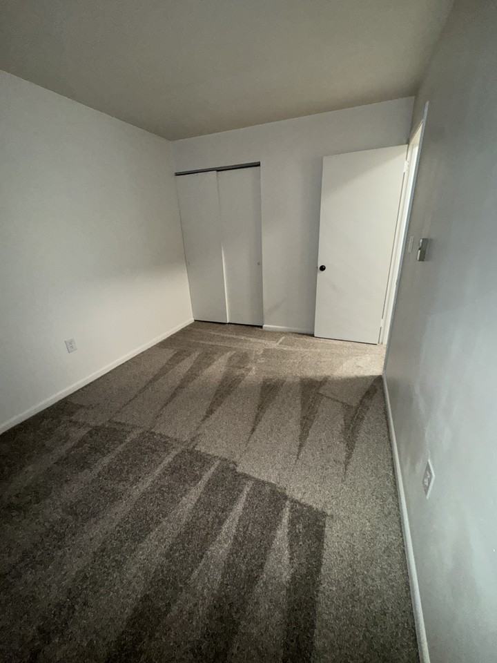 522 Willow St #8 - Photo 4 of 11