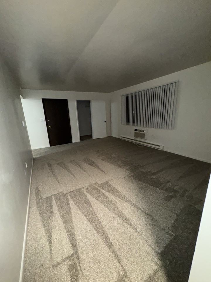 522 Willow St #8 - Photo 7 of 11