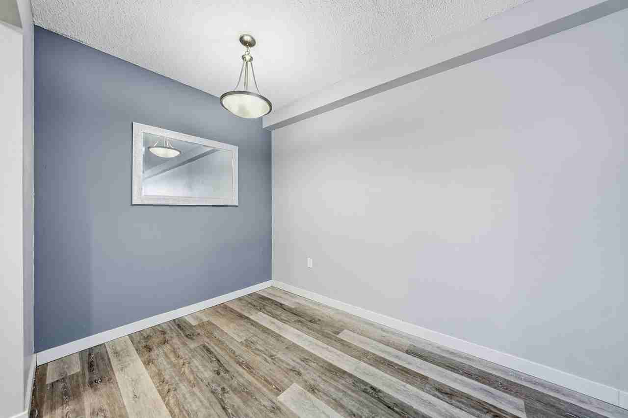 205 N - Photo 6 of 15