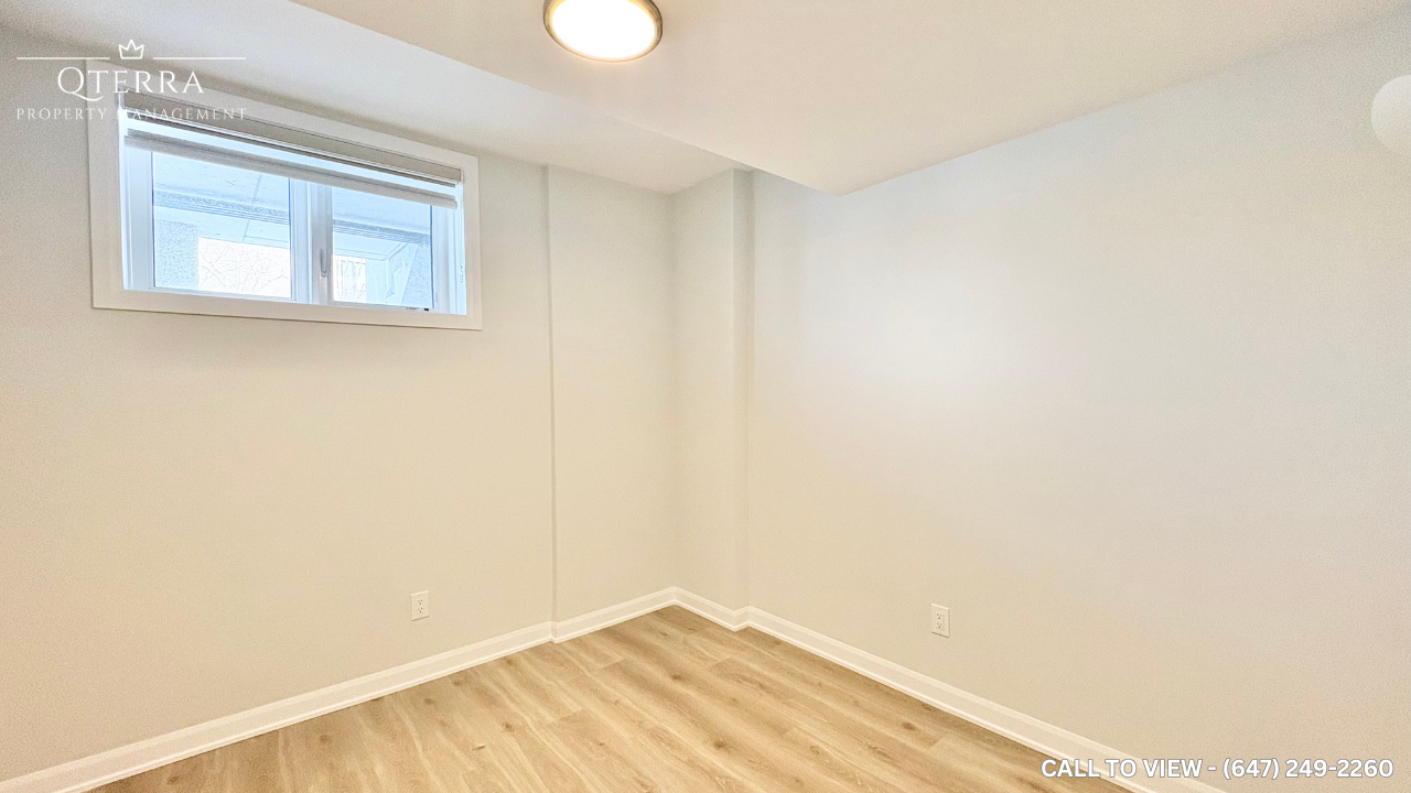 601 Glenroy Gilbert Dr - Photo 5 of 10