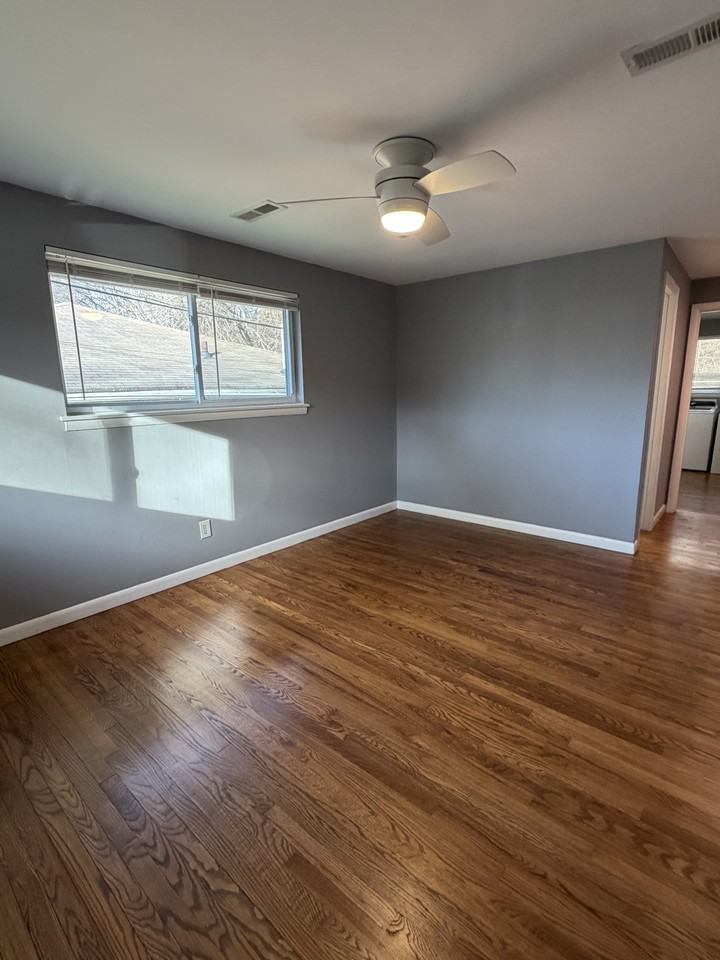 3316 Clifton Ave #B - Photo 5 of 18