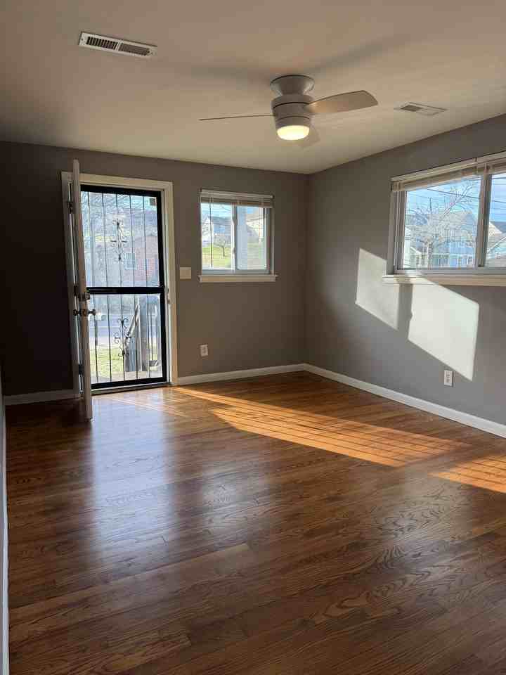 3316 Clifton Ave #B - Photo 6 of 18