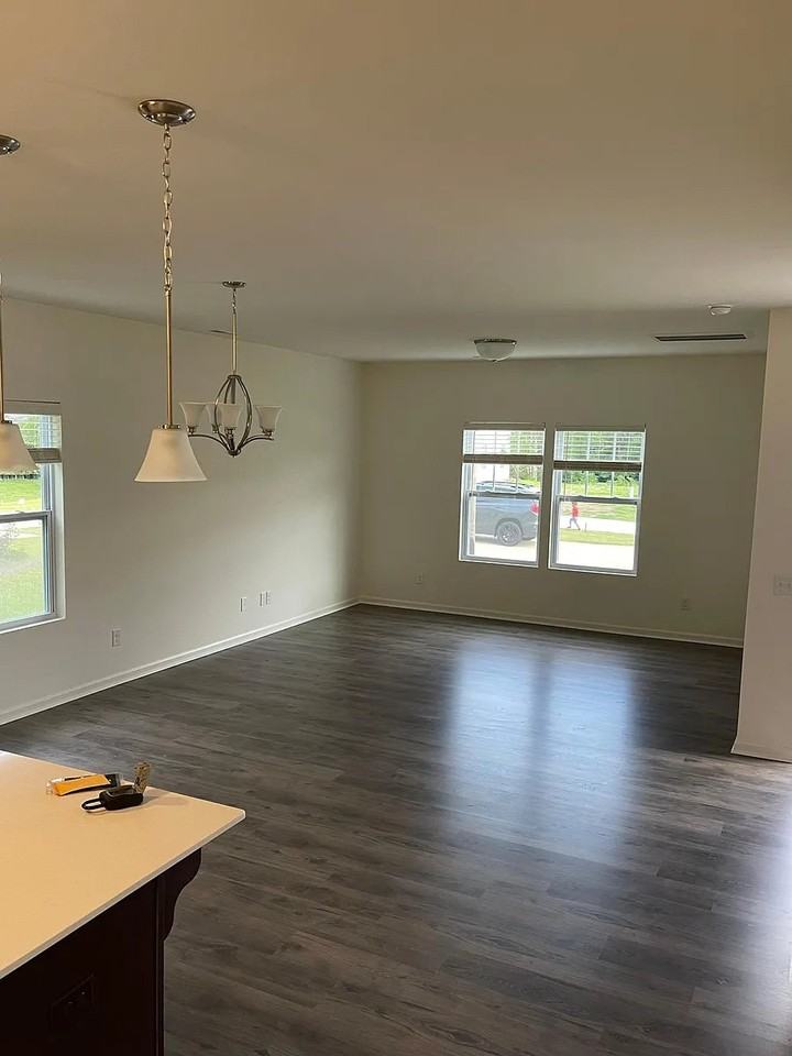 1511 Mariners Ct - Photo 7 of 19