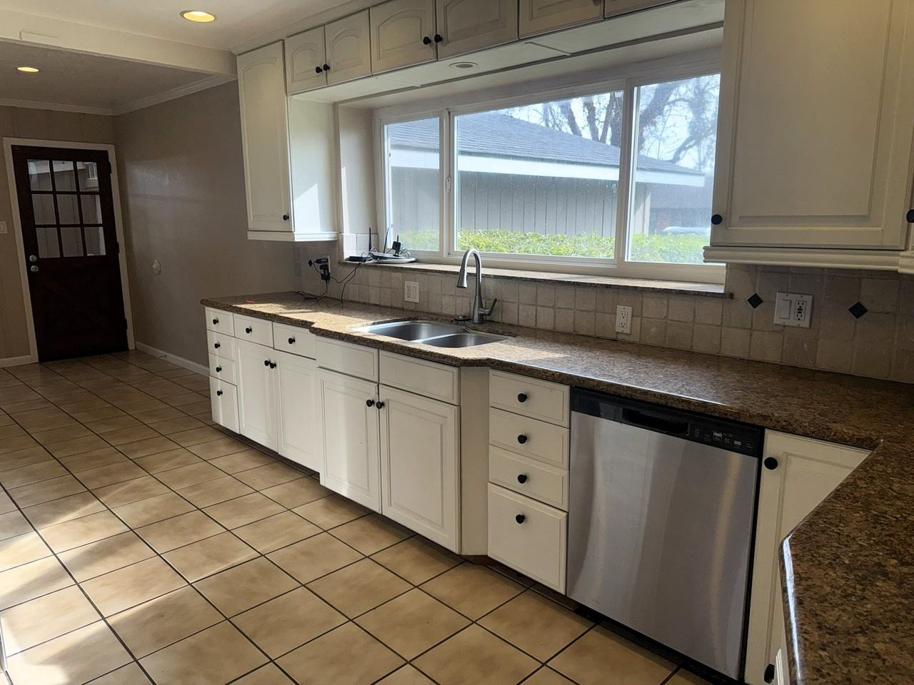 454 W Twain Ave #1 - Photo 2 of 21