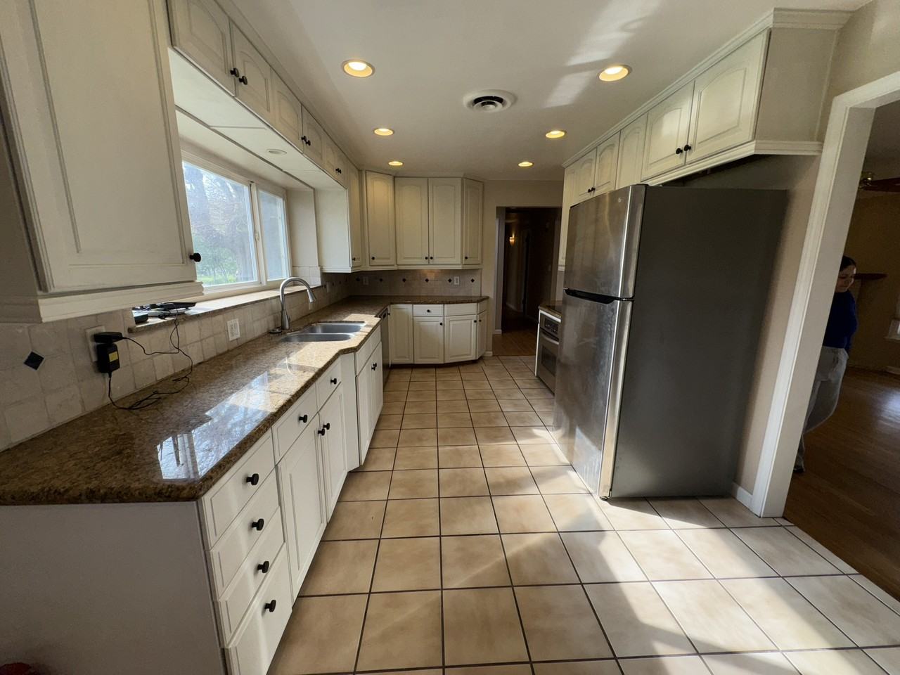 454 W Twain Ave #1 - Photo 6 of 21