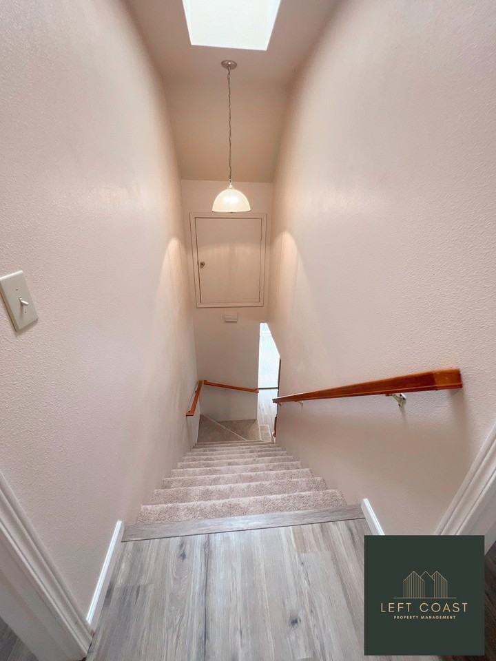 6314 Sw Harbor Ave #1 - Photo 2 of 25