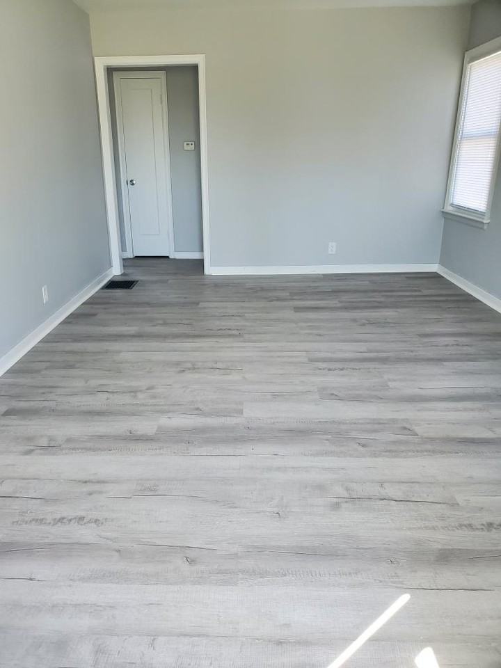 2601 Prast Blvd #1 - Photo 3 of 12