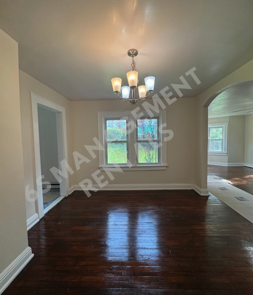 1100 Harrison Ave #1 - Photo 5 of 17