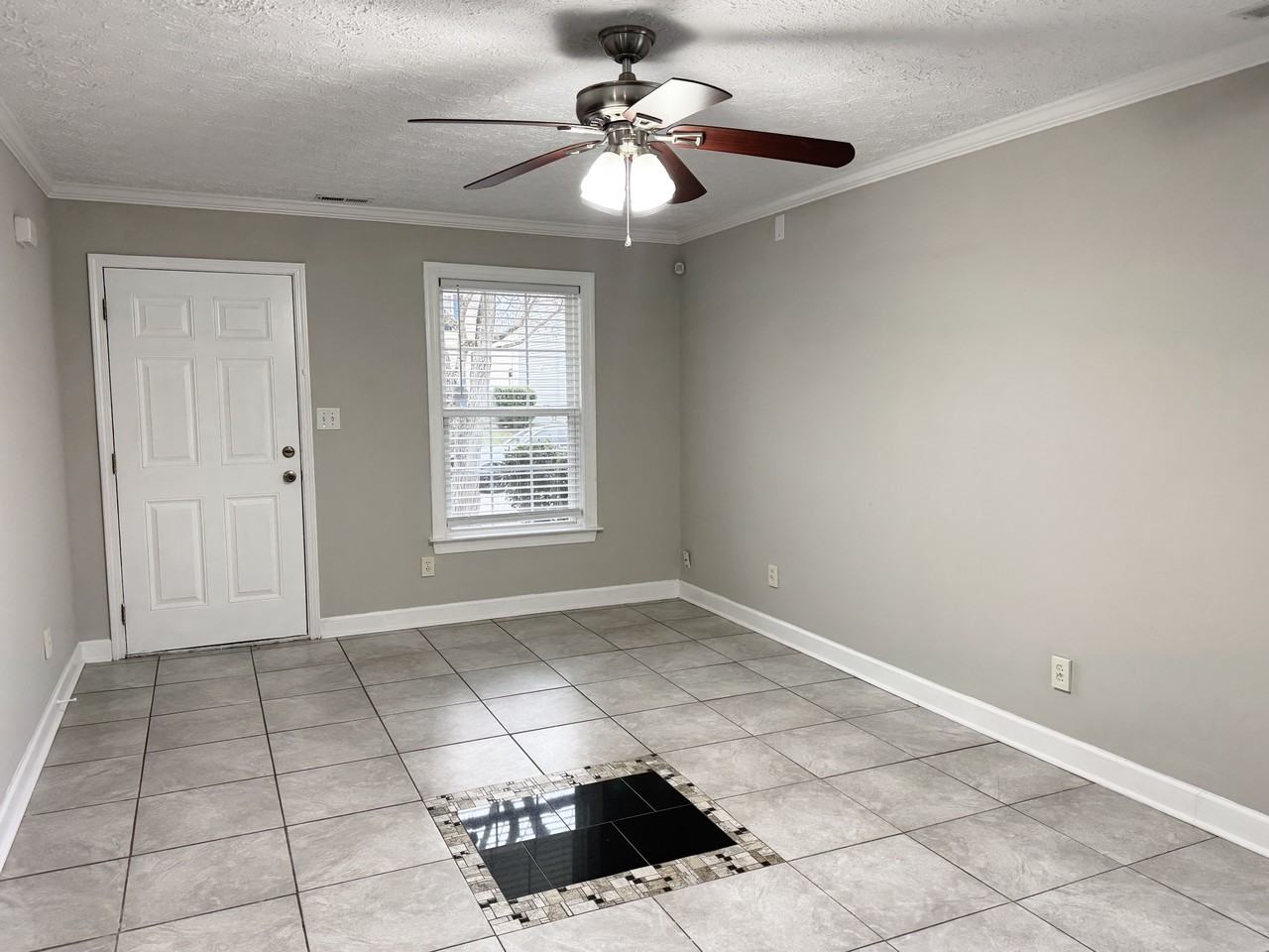 505 Clearfield Dr #1 - Photo 5 of 21