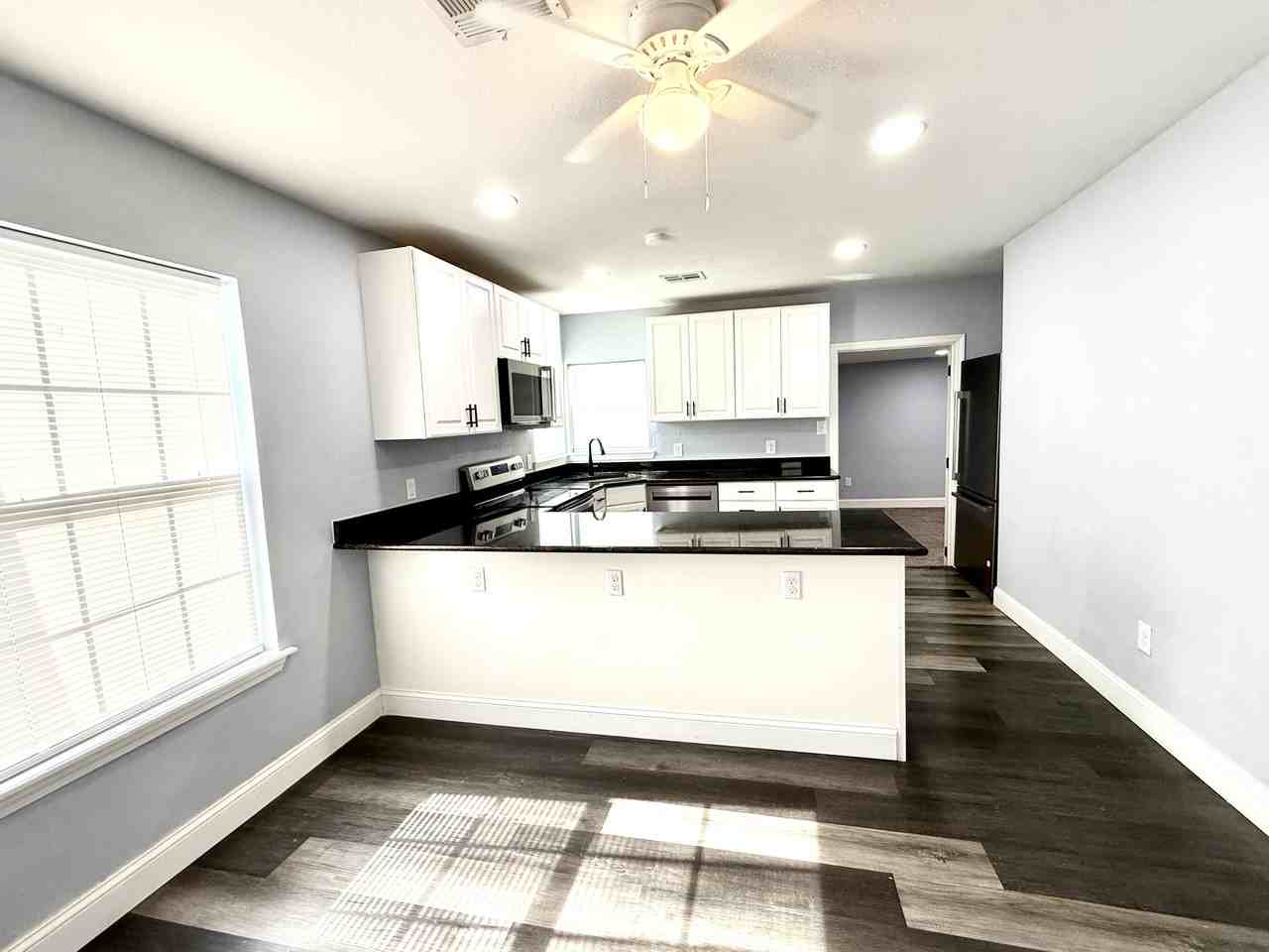 1222 Hargrove St #1 - Photo 5 of 43