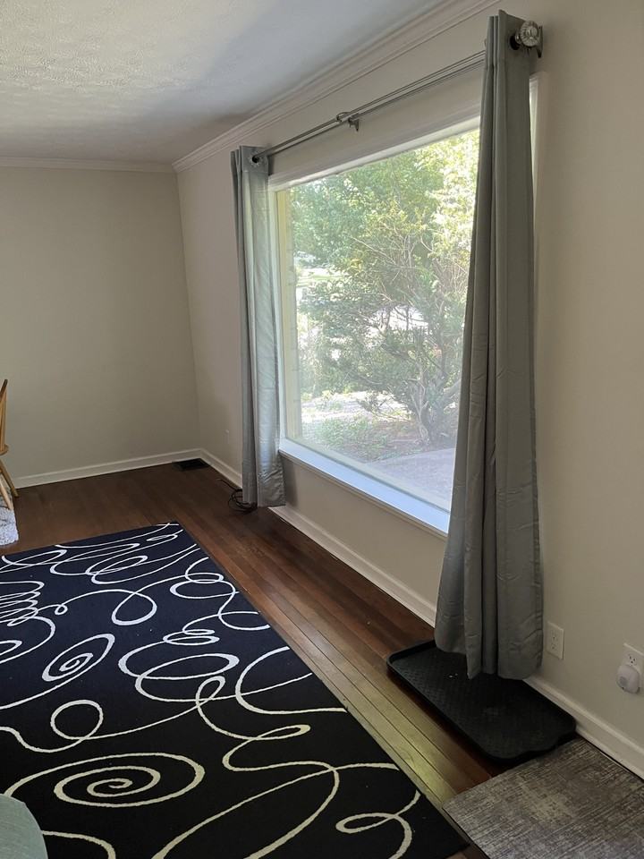 123 S Jefferson St #1 - Photo 2 of 29