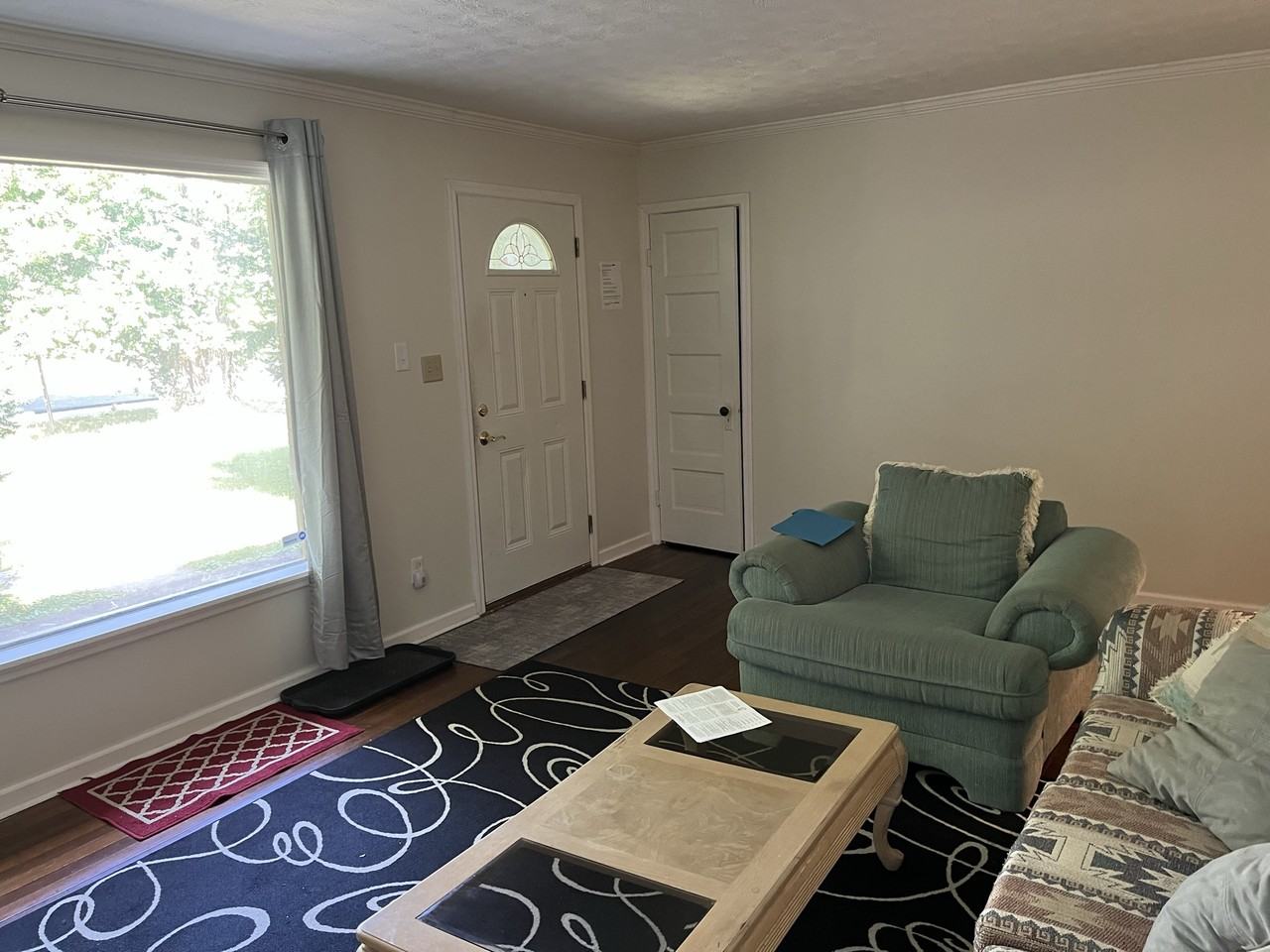 123 S Jefferson St #1 - Photo 4 of 29