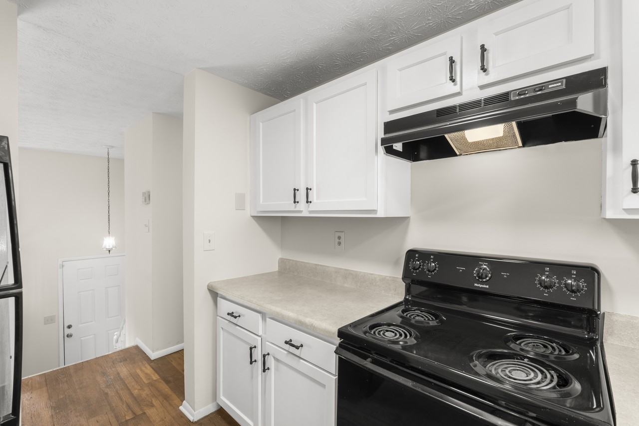 2116 Scarbrough Rd #1 - Photo 7 of 28