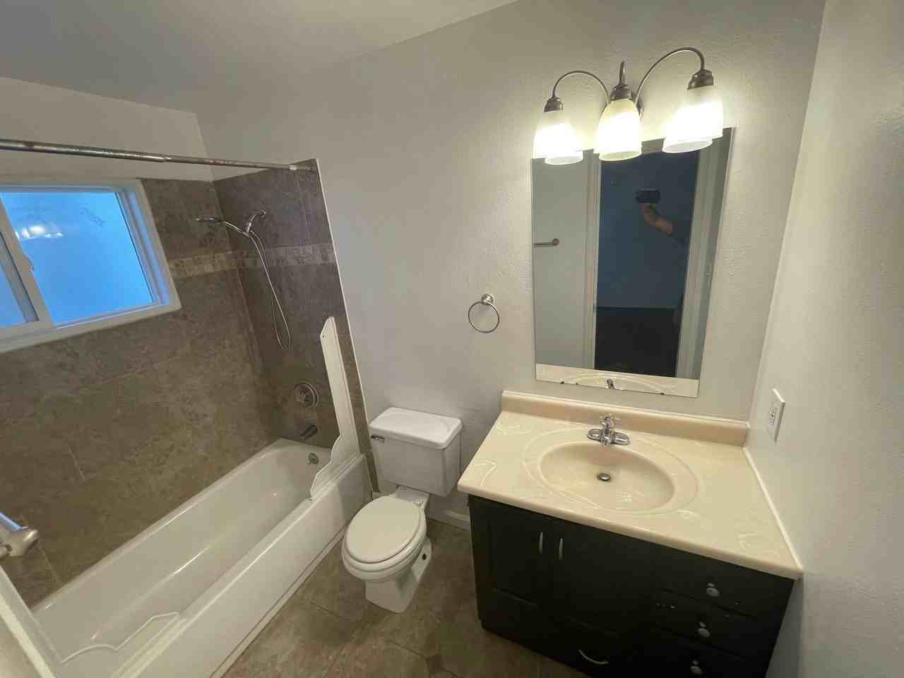 1624 Milvia Street - Photo 6 of 13