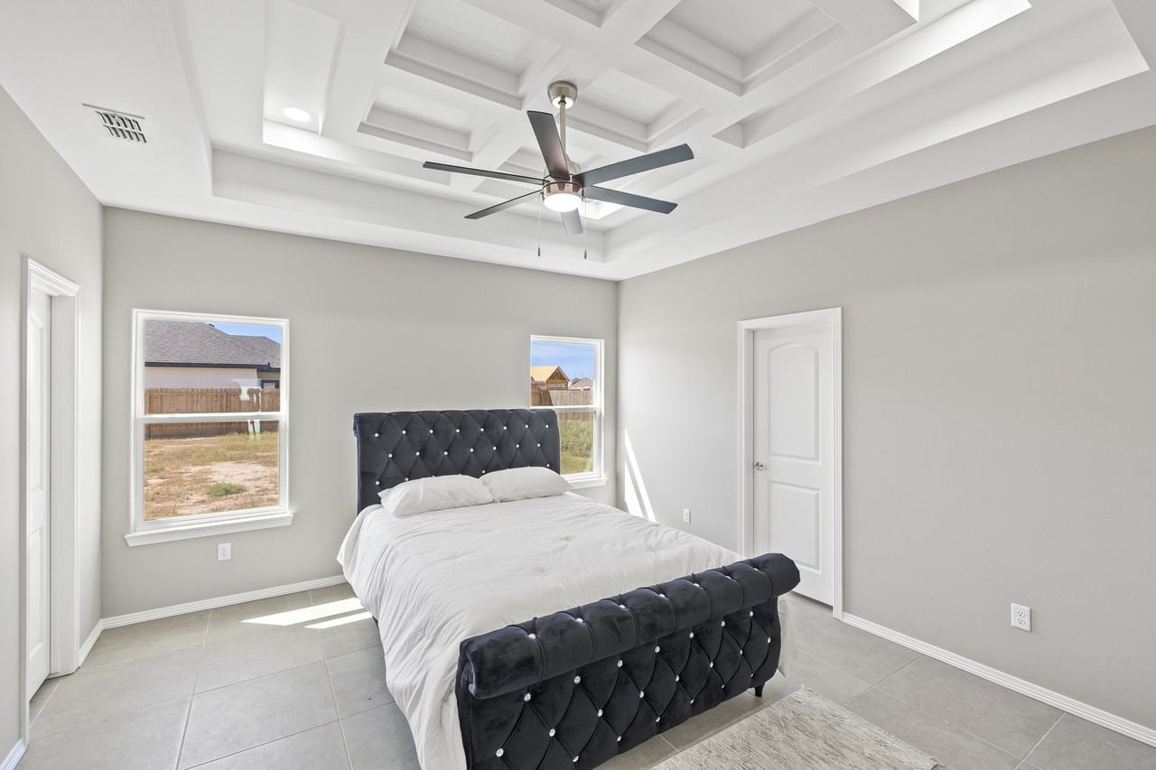 N 37th St #1 - Photo 7 of 12