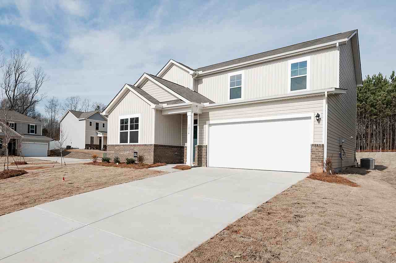 1014 Hanover Crossing Dr #1 - Photo 2 of 43