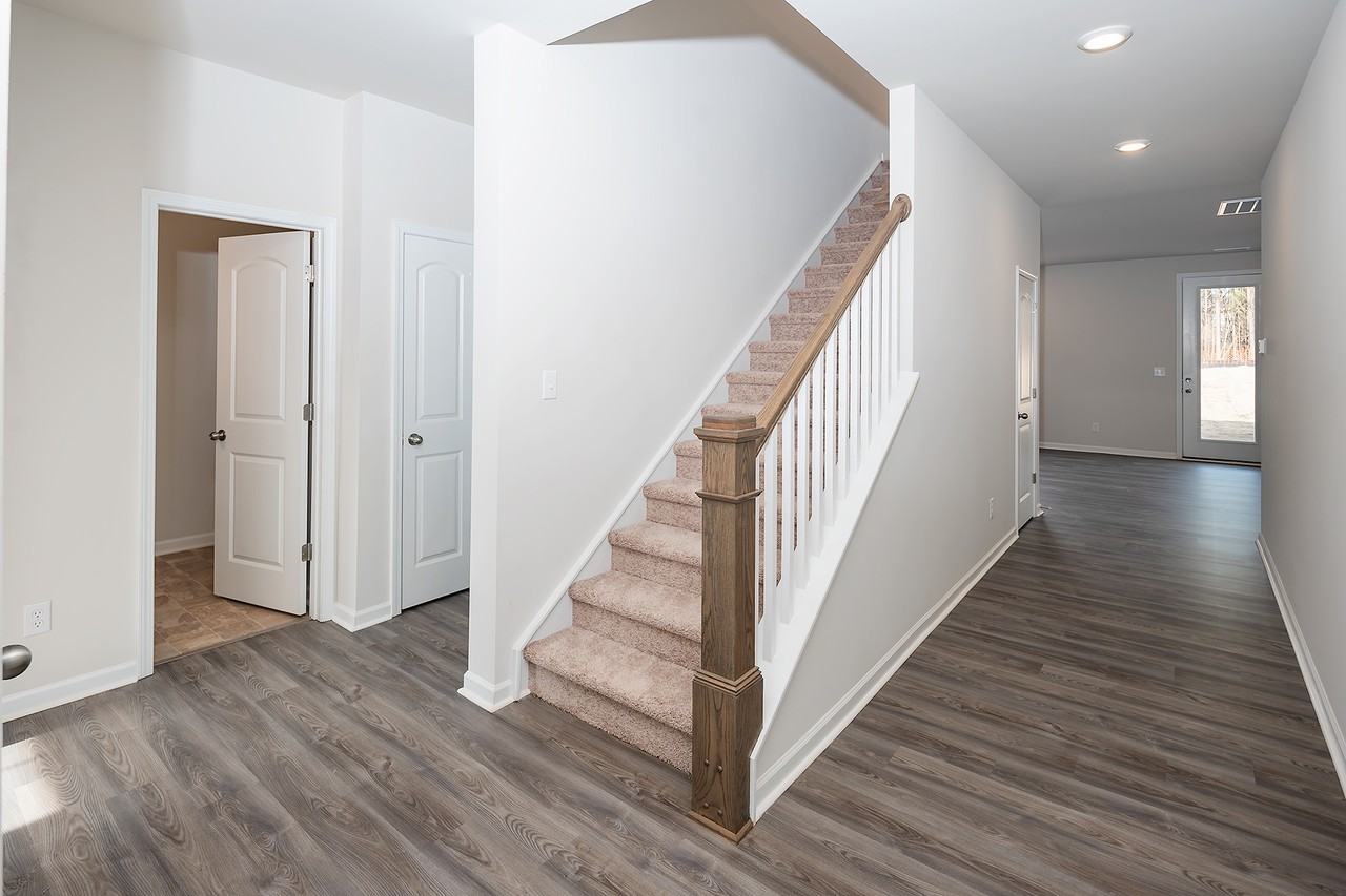 1014 Hanover Crossing Dr #1 - Photo 5 of 43