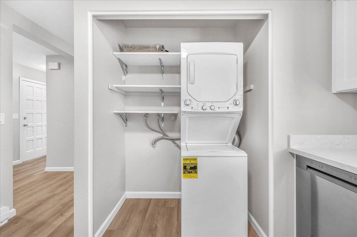 4909 Se 71st Ave #4909 - Photo 5 of 13