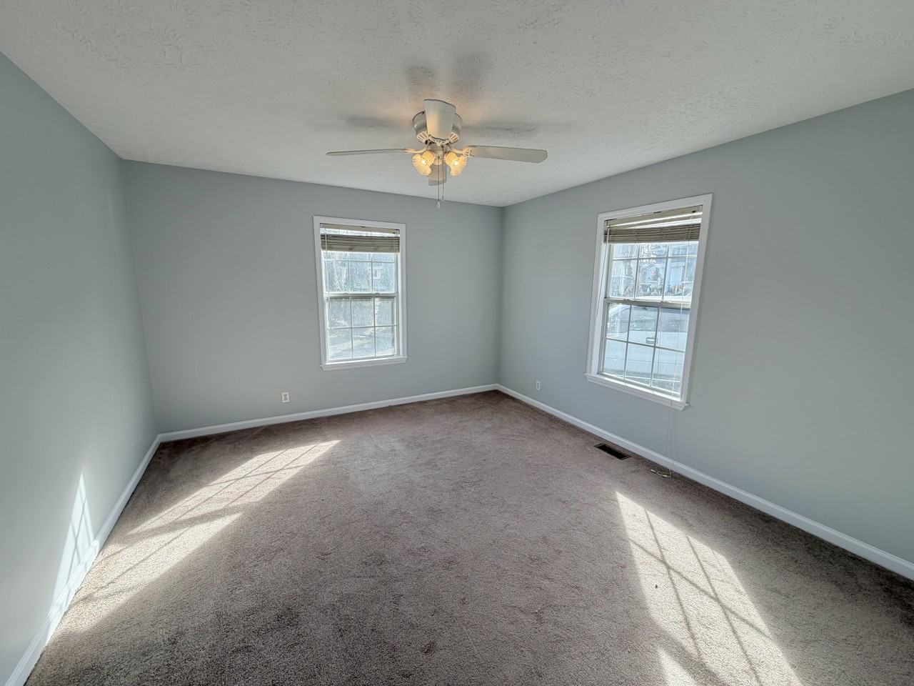 1124 Bluewillow Ct #1 - Photo 6 of 16