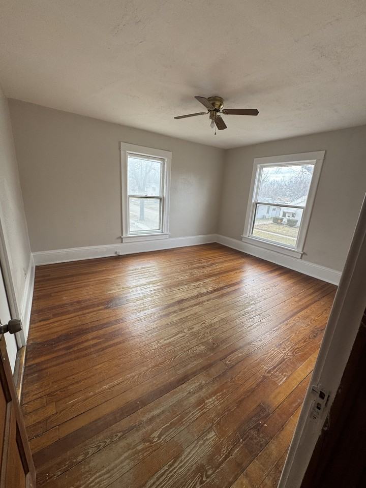 732 Ne Sumner St #1 - Photo 7 of 10