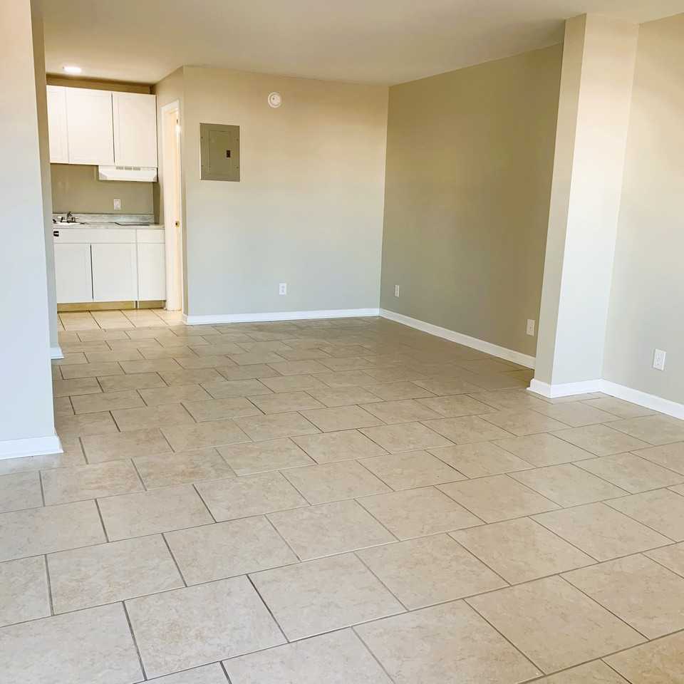 804 12th Ave S #116 - Photo 2 of 32