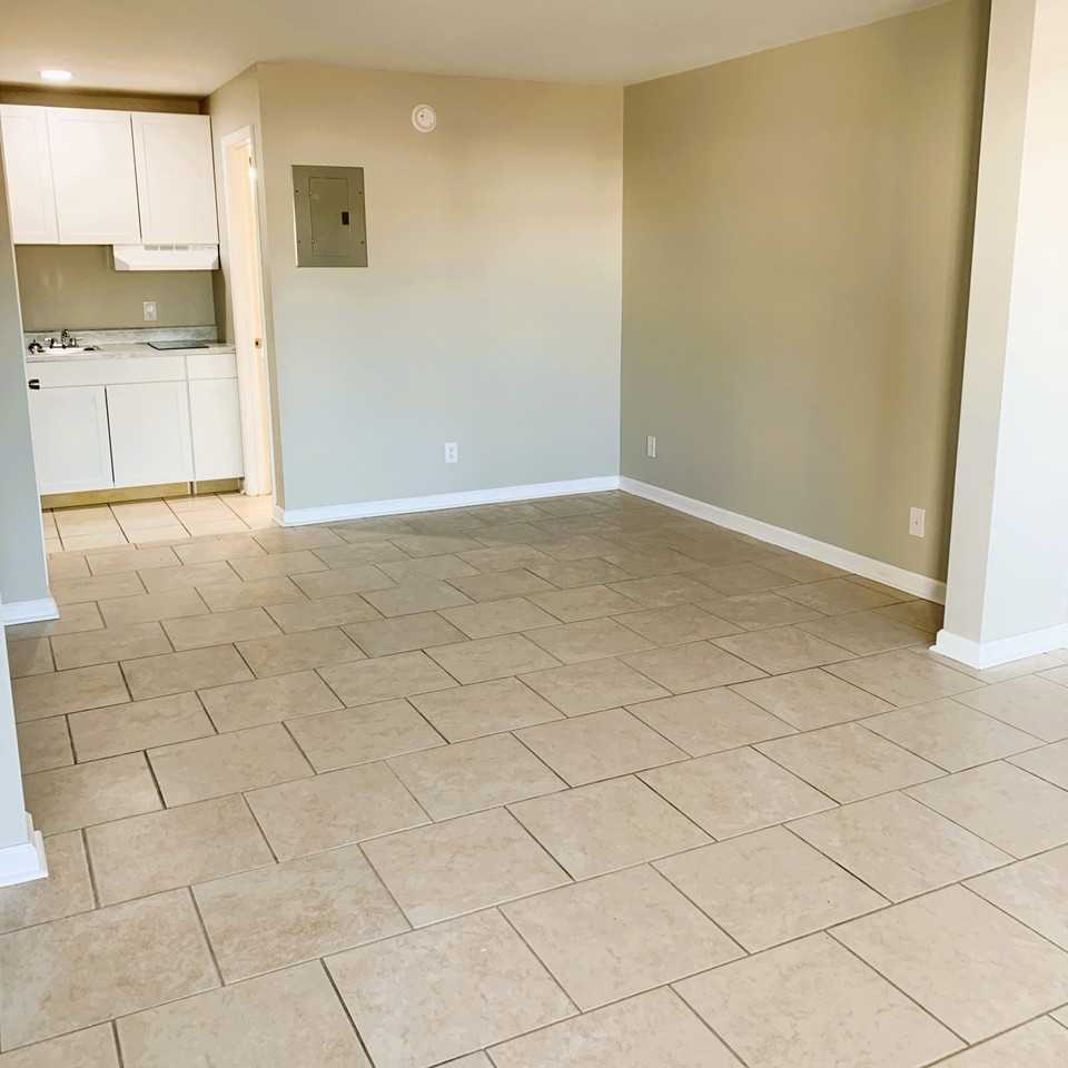 804 12th Ave S #116 - Photo 5 of 32